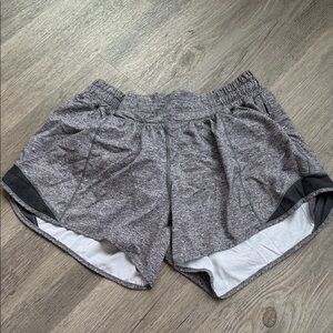 lululemon athletica women hotty hot shorts